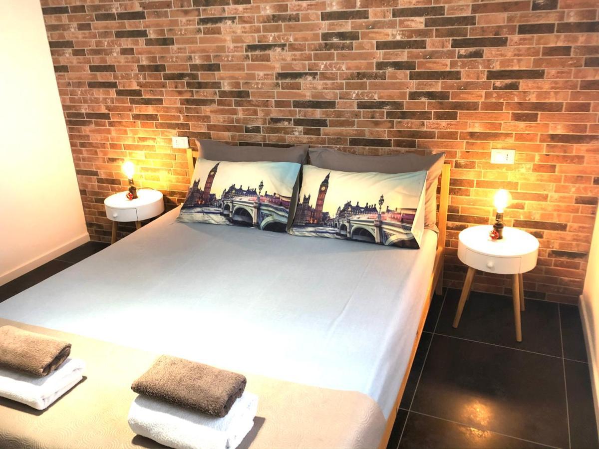 Blaxej, Nel Cuore Di Verona, Moderno Ed Elegante, 4 Posti Letto, Wi-Fi, Self Check In Apartment Exterior foto