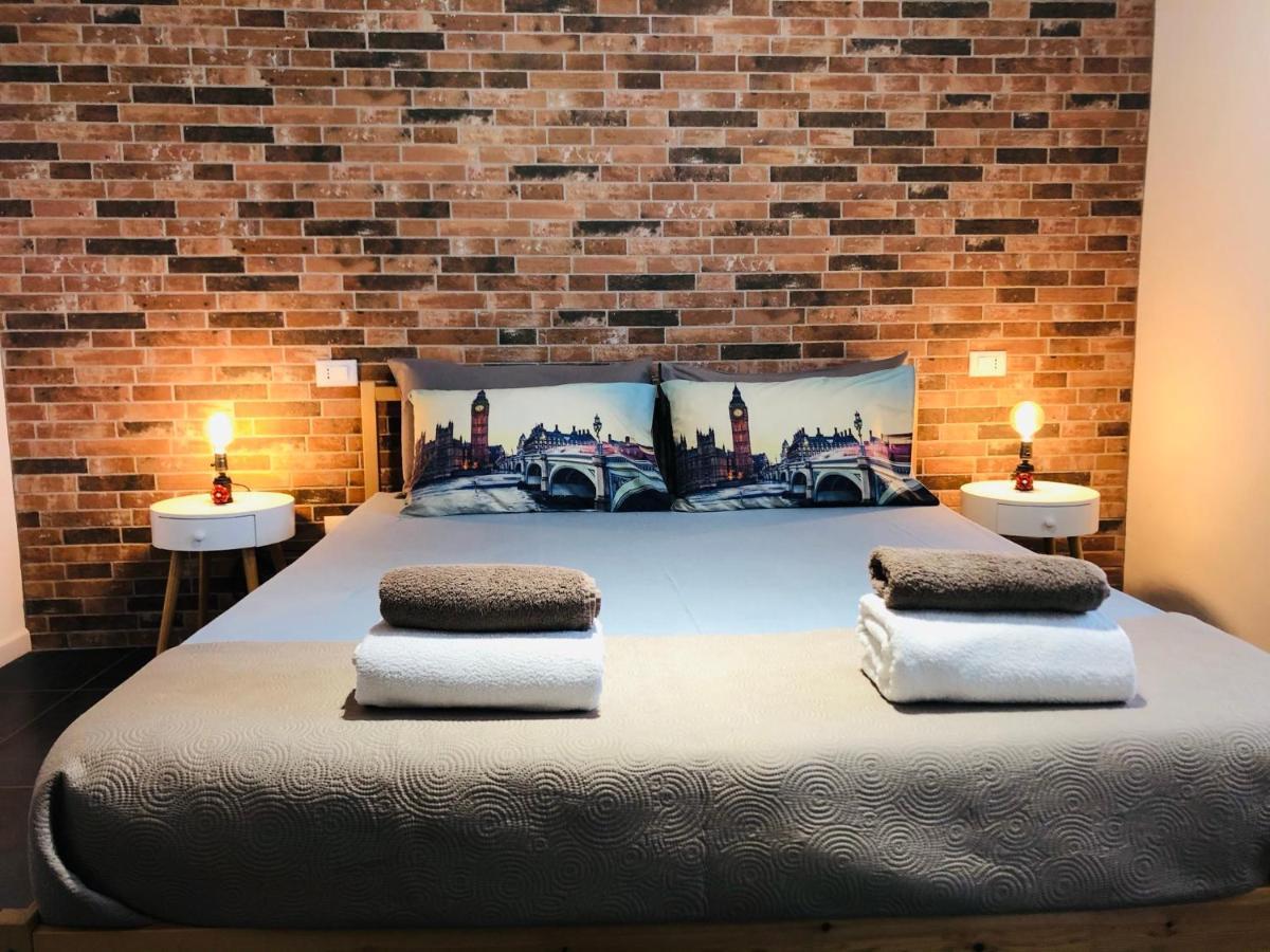 Blaxej, Nel Cuore Di Verona, Moderno Ed Elegante, 4 Posti Letto, Wi-Fi, Self Check In Apartment Exterior foto