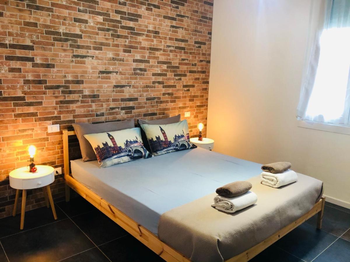 Blaxej, Nel Cuore Di Verona, Moderno Ed Elegante, 4 Posti Letto, Wi-Fi, Self Check In Apartment Exterior foto