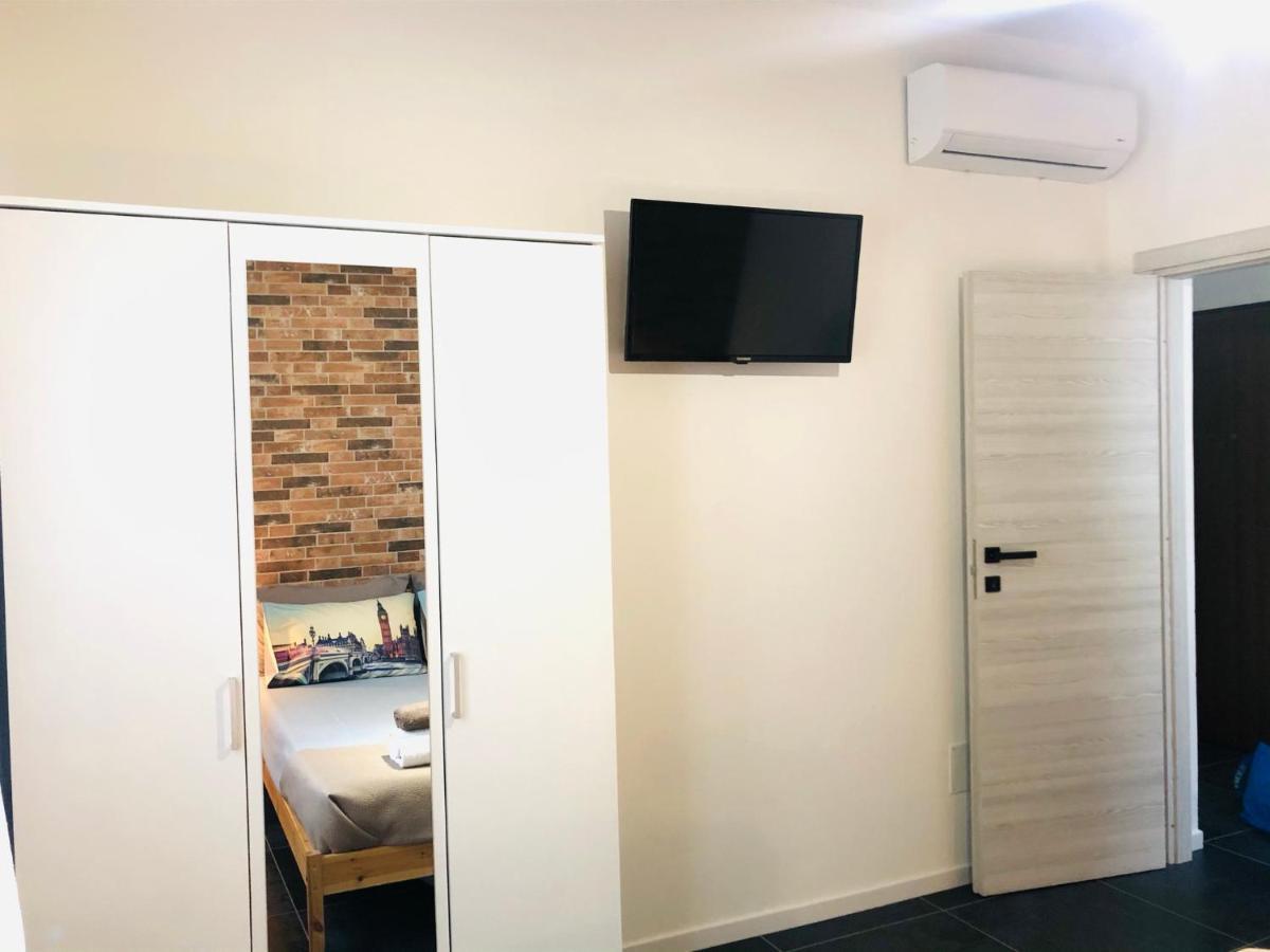 Blaxej, Nel Cuore Di Verona, Moderno Ed Elegante, 4 Posti Letto, Wi-Fi, Self Check In Apartment Exterior foto
