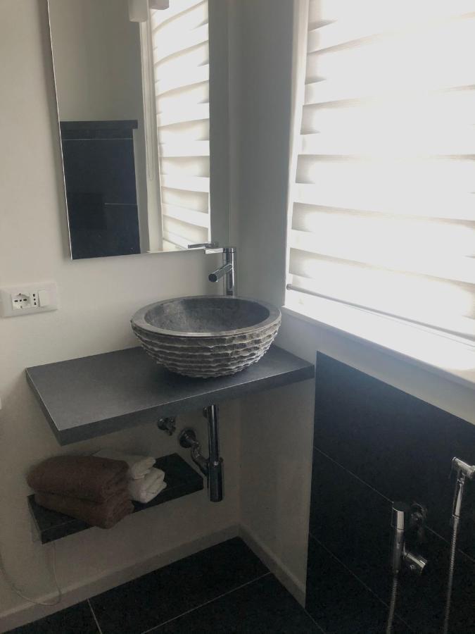 Blaxej, Nel Cuore Di Verona, Moderno Ed Elegante, 4 Posti Letto, Wi-Fi, Self Check In Apartment Exterior foto