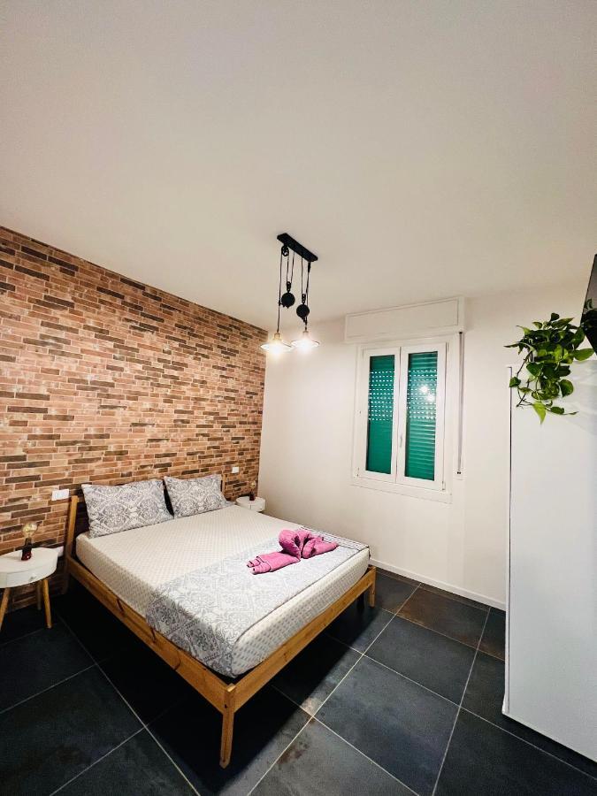 Blaxej, Nel Cuore Di Verona, Moderno Ed Elegante, 4 Posti Letto, Wi-Fi, Self Check In Apartment Exterior foto