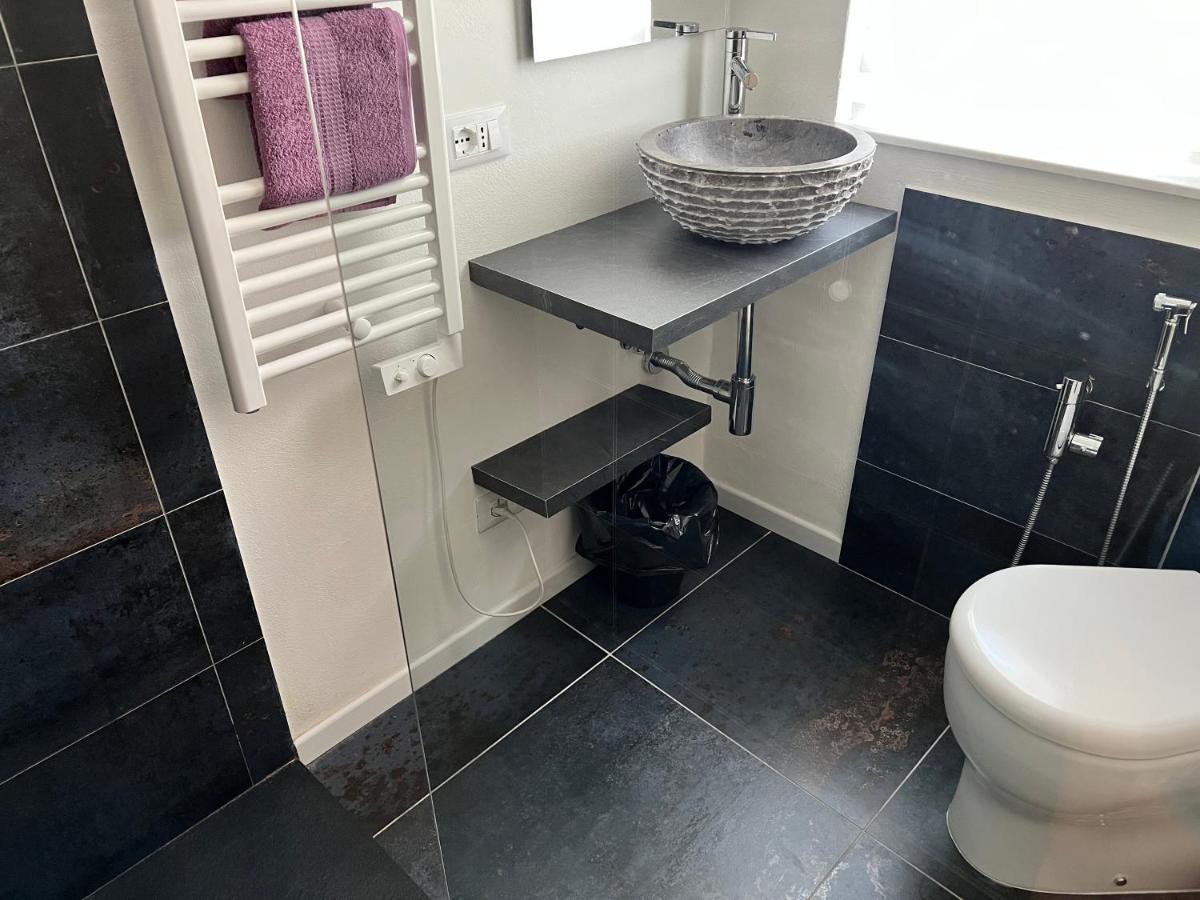Blaxej, Nel Cuore Di Verona, Moderno Ed Elegante, 4 Posti Letto, Wi-Fi, Self Check In Apartment Exterior foto